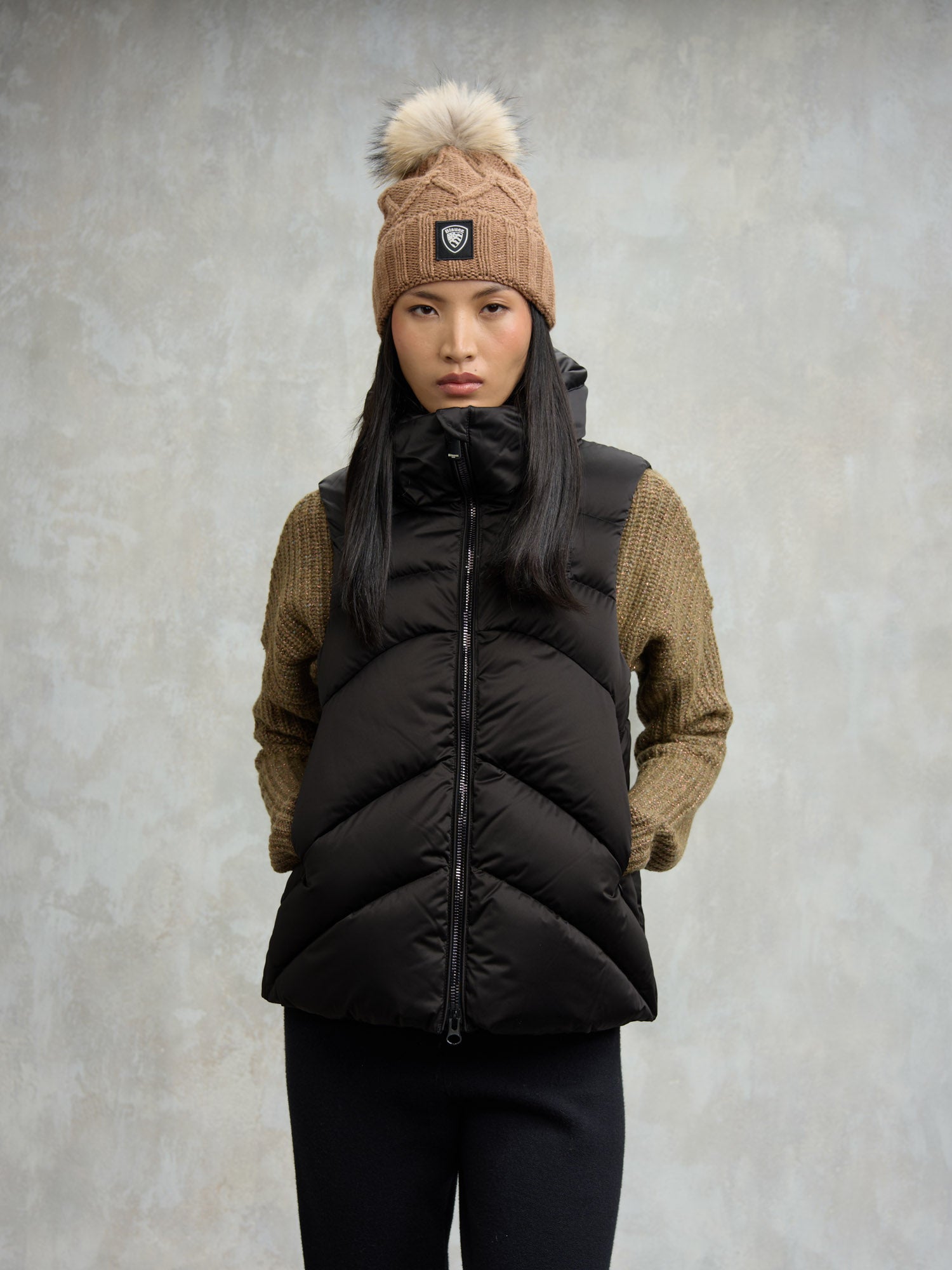 Péřová vesta Martha