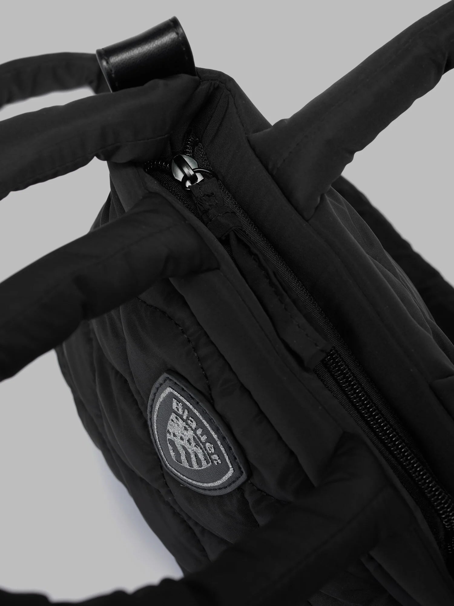 Kabelka dámská prošívaná Chacky XS – BLACK